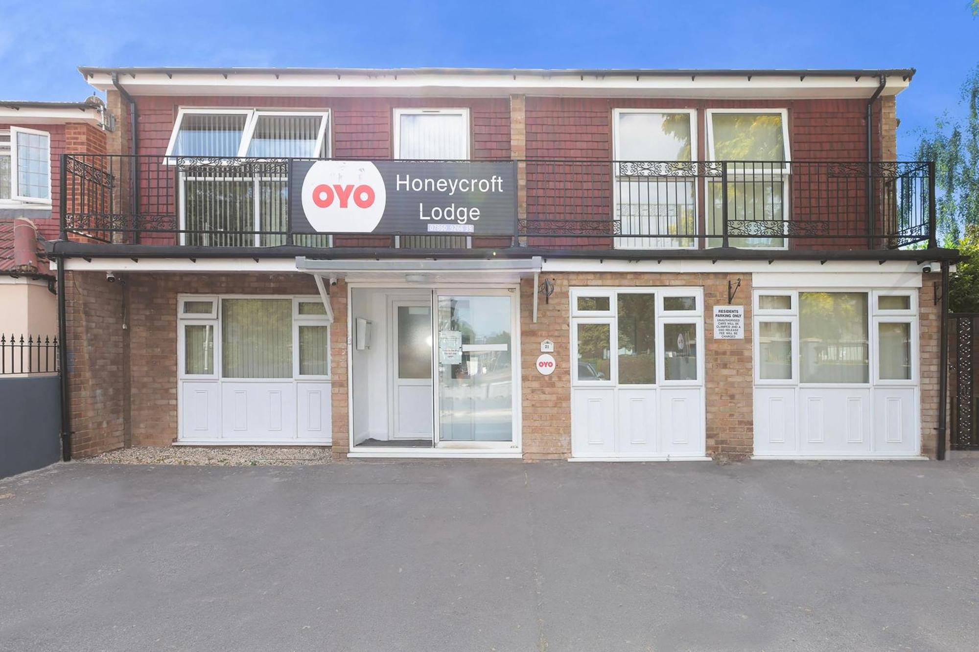 Oyo Honeycroft Lodge Uxbridge Eksteriør bilde